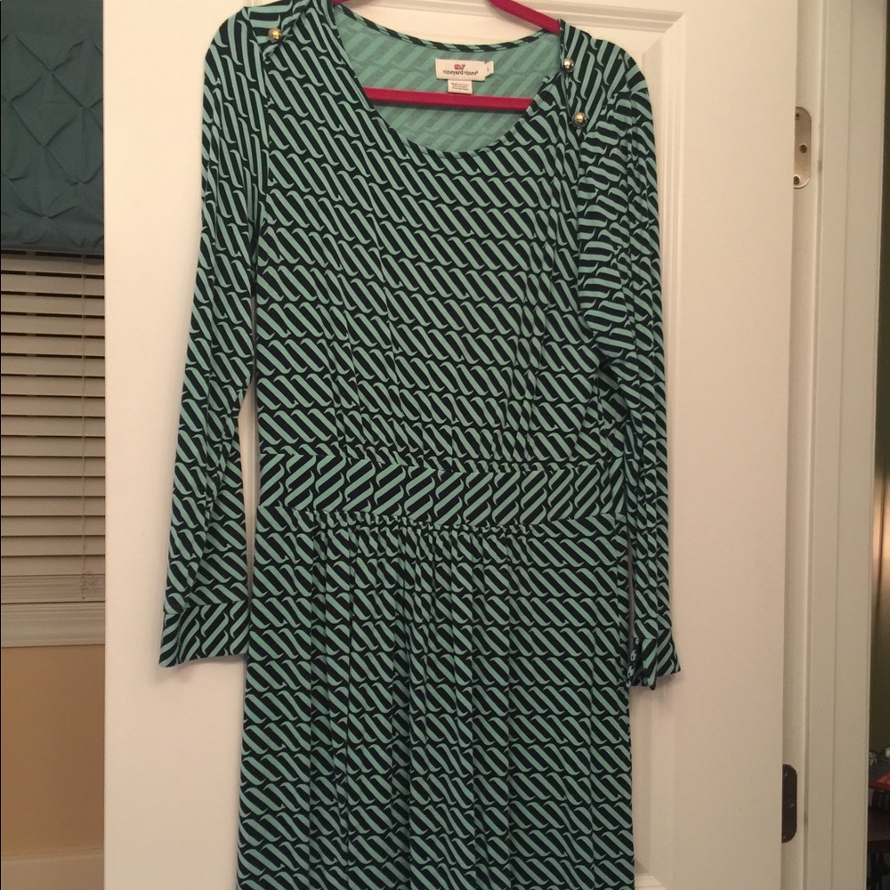 Vineyard Vines green and navy casual dress